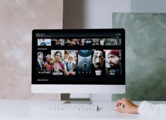 Najlepsze seriale na Netflixie. Co oglądać?