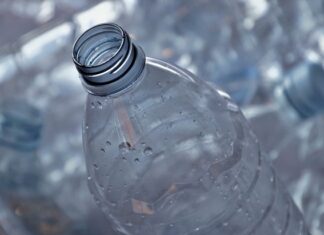 Kiedy trzeba zrzucić śnieg z dachu?