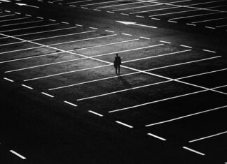 Do kogo należy parking przed blokiem? Do kogo należy parking przed blokiem?