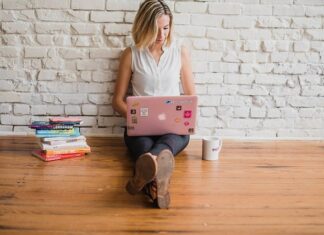 Co najtaniej położyć na podłogę? Co najtaniej położyć na podłogę?