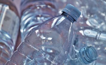 Czym smarować elementy plastikowe?